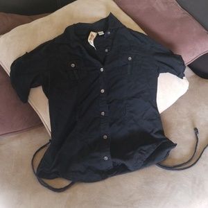 Black button up tshirt